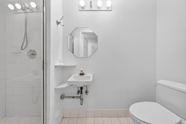 Ocean Breeze Club, 1998 NE 7th St #103, Deerfield Beach, Florida 33441, image 1