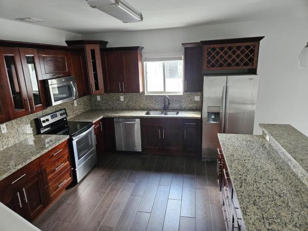 Tarpon River, 323 SW 11th St, Fort Lauderdale, Florida 33315, image 2