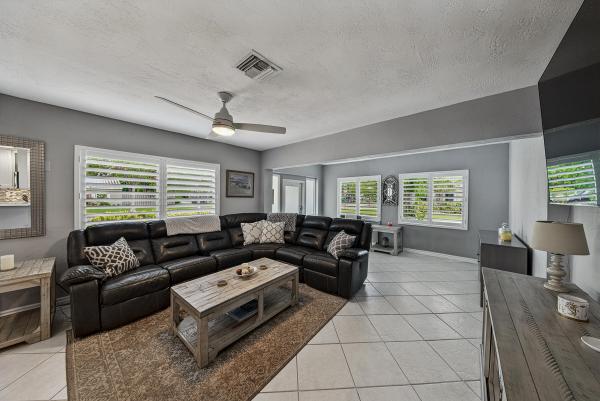 Pinehurst, 800 SW 19th St, Fort Lauderdale, Florida 33315, image 1