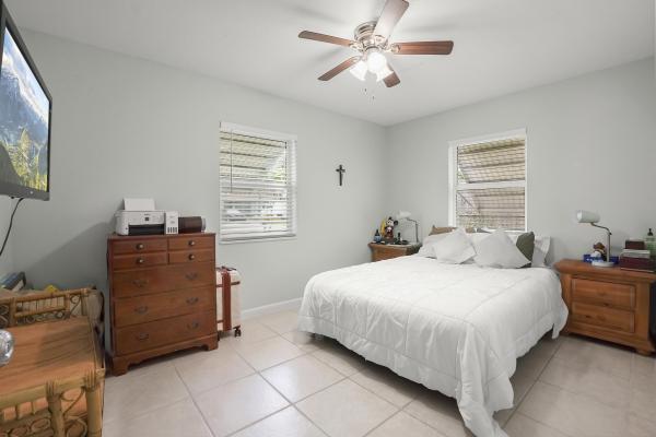 3231 Vassallo Ave, Lake Worth, Florida 33461, image 1