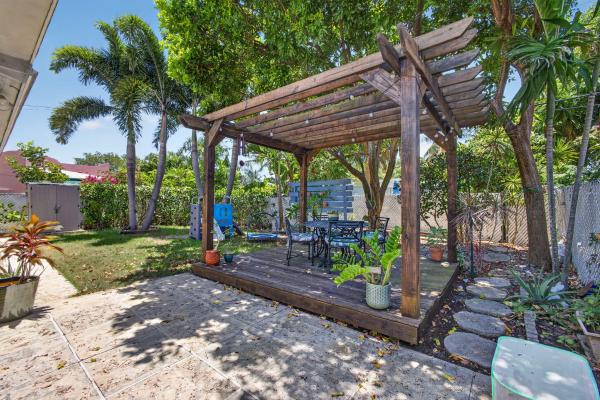 213 Fordham Dr, Lake Worth, Florida 33460, image 2