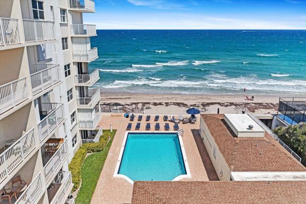 Le Chateau Royal, 3540 S Ocean Blvd #604, South Palm Beach, Florida 33480, image 2