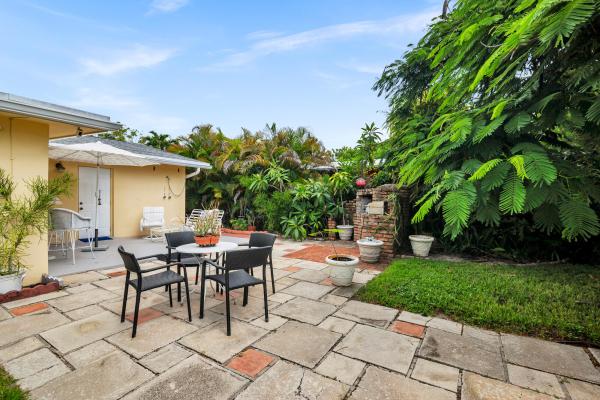 Penn Park, 414 Pittsburgh Dr, Jupiter, Florida 33458, image 1
