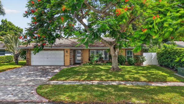 Boca Raton Square, 1011 SW 7th St, Boca Raton, Florida 33486, image 3