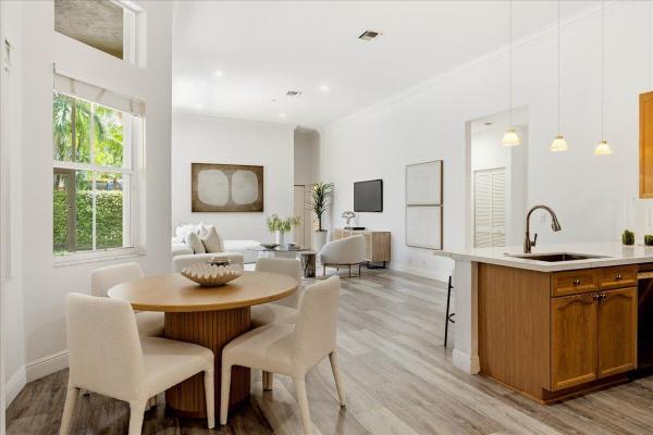 Hunters Pointe, 2458 Greenbrier Ct, Weston, Florida 33327, image 1