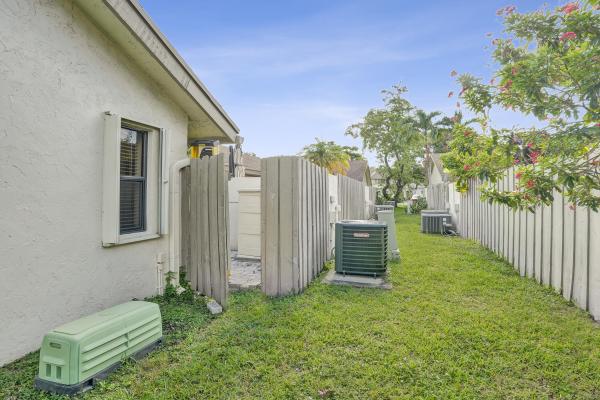 Pines West, 3066 S Oakland Forest Dr #902, Oakland Park, Florida 33309, image 2