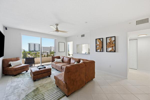 The Pointe Pompano Beach, 2880 NE 14th Street Cswy #804, Pompano Beach, Florida 33062, image 2