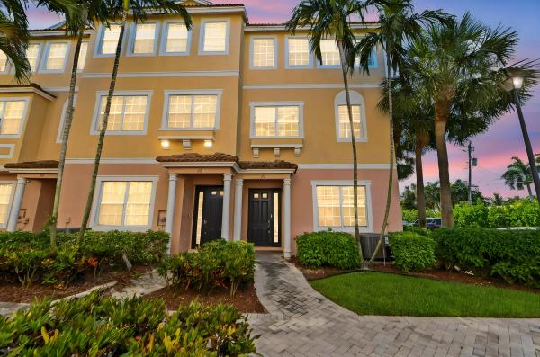 The Harbors, 131 Harbors Way, Boynton Beach, Florida 33435, image 1