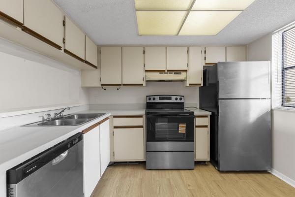 Villas At Lakeview, 5200 NW 31st Ave #143, Fort Lauderdale, Florida 33309, image 3