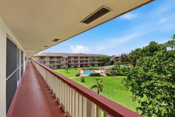 Beverly Hills, 5300 Washington St #301E, Hollywood, Florida 33021, image 2