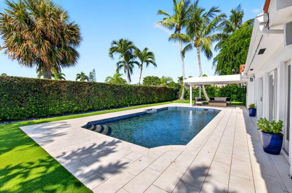 Royal Oaks Hills, 850 SW 4th St, Boca Raton, Florida 33486, image 1