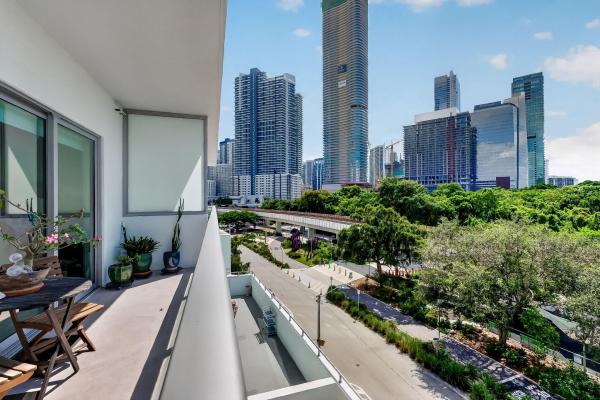 Le Parc At Brickell, 1600 SW 1st Ave #413, Miami, Florida 33129, image 3