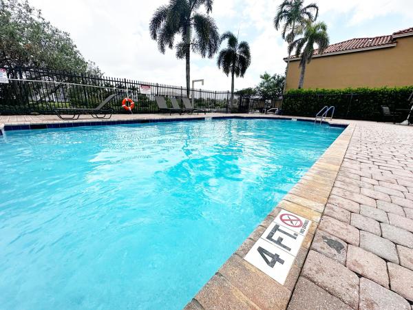 614 SW 106th Ave #1507, Pembroke Pines, Florida 33025, image 3