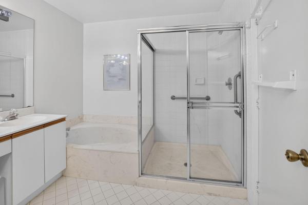 5187 Europa Dr #F, Boynton Beach, Florida 33437, image 3