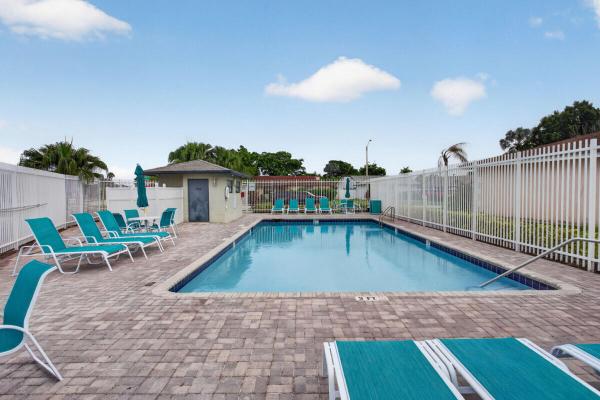 Calico Country, 7516 NW 88th Ter, Tamarac, Florida 33321, image 1