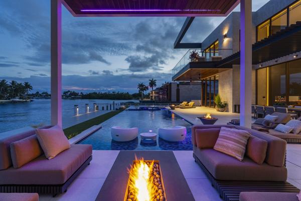 Lighthouse Point Residential, 2600 NE 24th St, Lighthouse Point, Florida 33064, image 1