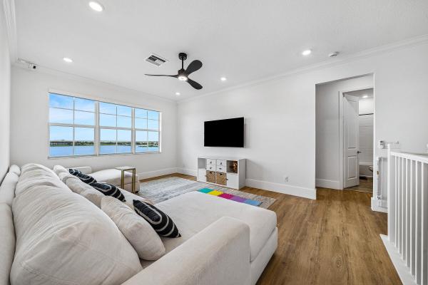 655 Hookline Cir, Loxahatchee, Florida 33470, image 3