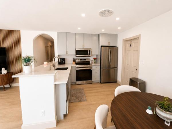 Hollywood Little Ranches, 412 S 24th Ave, Hollywood, Florida 33020, image 2