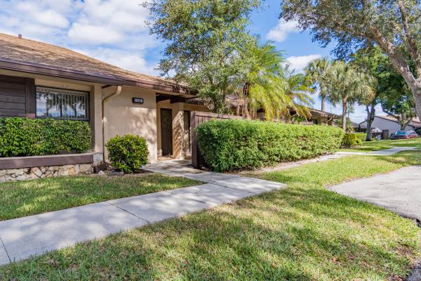 Boca Glades, 8689 Boca Glades Blvd W #B, Boca Raton, Florida 33434, image 1