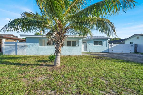Palm Beach Cabana Colony, 3360 Florida Blvd, Palm Beach Gardens, Florida 33410, image 3