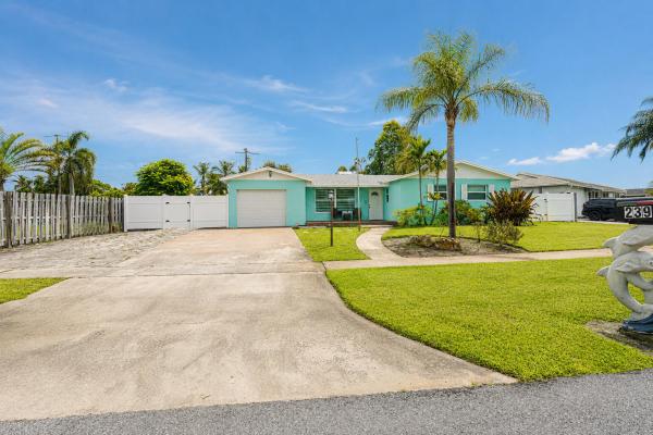 Edgewater Park, 2395 Edgewater Dr, West Palm Beach, Florida 33406, image 2