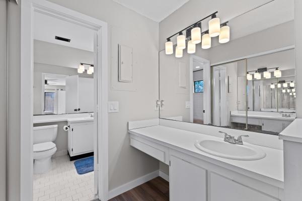 Lake Colony, 4155 Palm Bay Cir #D, West Palm Beach, Florida 33406, image 2