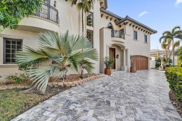Coral Key Villas, 2340 NE 47th St, Lighthouse Point, Florida 33064, image 1