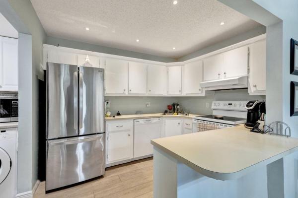 Pine Ridge South 4, 429 Pine Glen Ln #C-2, Greenacres, Florida 33463, image 3