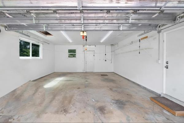 Miami Lakes Residential, 13988 Lake Lure Ct, Miami Lakes, Florida 33014, image 2