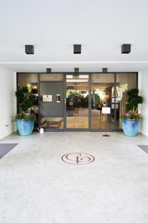 Governor's Pointe, 356 Golfview Rd #405, North Palm Beach, Florida 33408, image 3