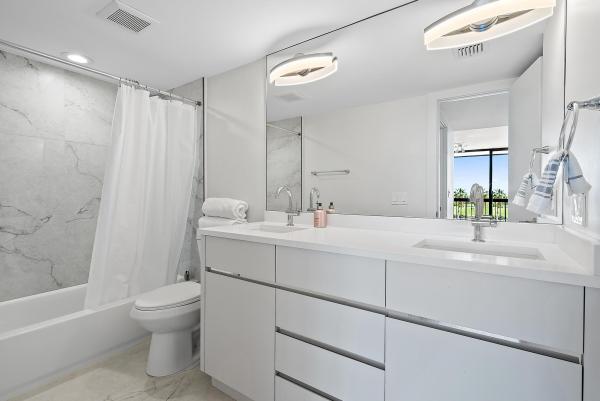 Governor's Pointe, 356 Golfview Rd #405, North Palm Beach, Florida 33408, image 2