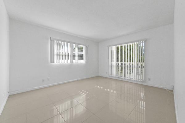 Lighthouse Bay, 2755 NE 28th Ave #F1, Lighthouse Point, Florida 33064, image 3
