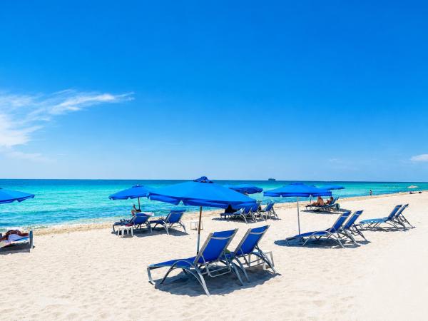 Akoya, 6365 Collins Ave #811, Miami Beach, Florida 33141, image 1