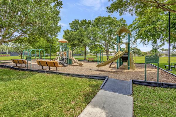 Bahia Bay, 4085 Bahia Isle Cir, Wellington, Florida 33449, image 2