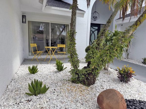 Margate Place Of Greenview Shores 2, 12725 Kingsway Rd, Wellington, Florida 33414, image 1