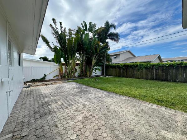 The Cove, 924 SE 8th Ct, Deerfield Beach, Florida 33441, image 2