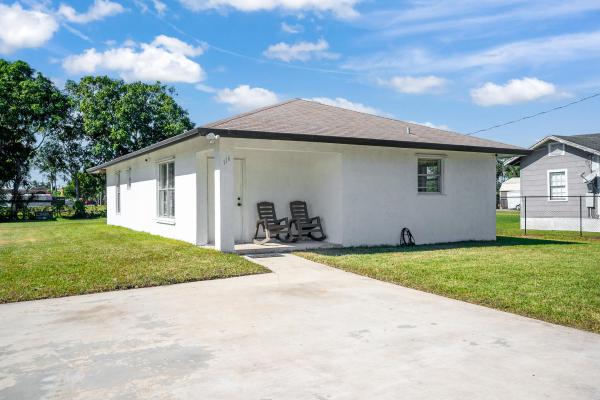 116 SE 3rd St N, Belle Glade, Florida 33430, image 2