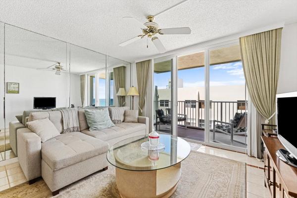 Le Chateau Royal, 3540 S Ocean Blvd #604, South Palm Beach, Florida 33480, image 3