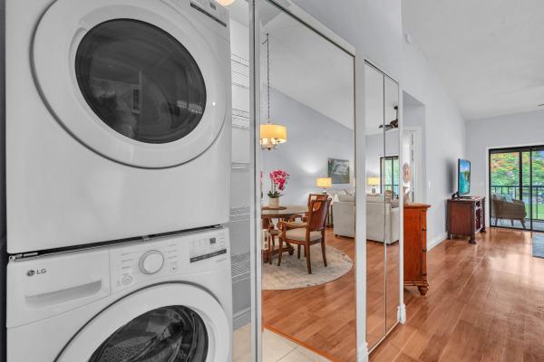 Park Pointe, 3318 Lucerne Park Dr, Greenacres, Florida 33467, image 2