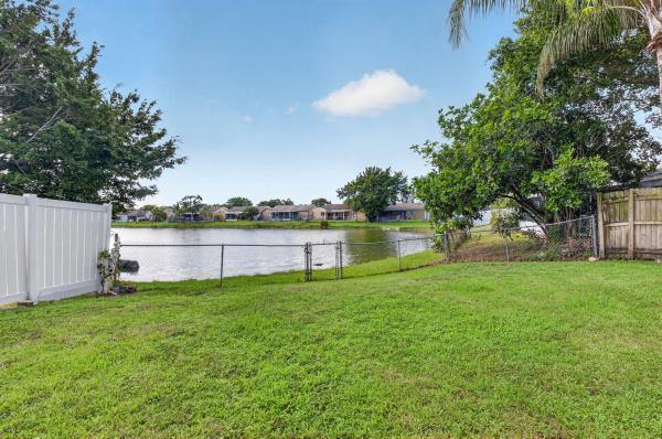 Boca Landings, 18838 Cloud Lake Cir, Boca Raton, Florida 33496, image 2
