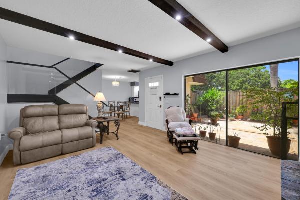 Garden Lakes, 1119 11th Ln, Palm Beach Gardens, Florida 33418, image 2