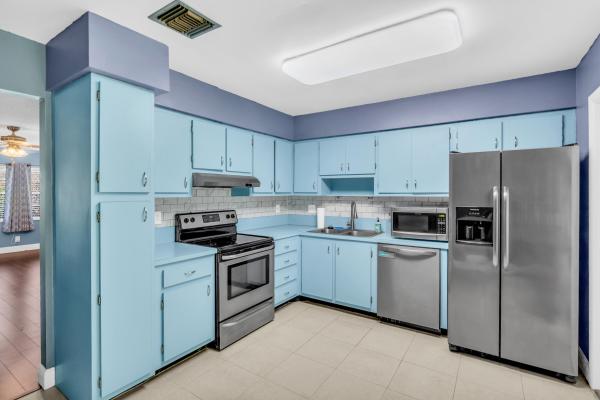3958 Chapel St, West Palm Beach, Florida 33403, image 1