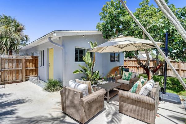 Beulaland, 2500 NW 3rd Ave #1-4, Wilton Manors, Florida 33311, image 1
