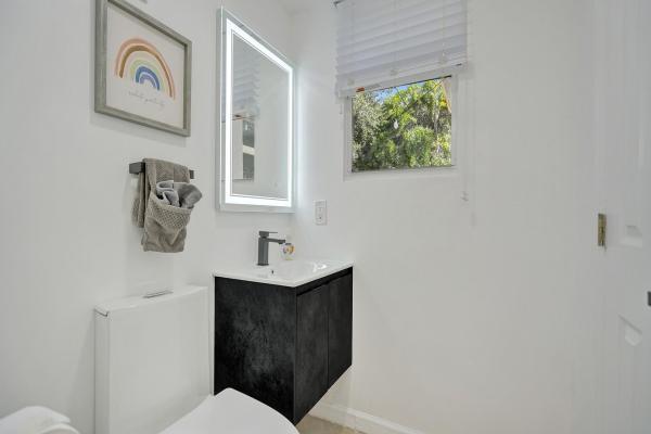 Beulaland, 2500 NW 3rd Ave #1-4, Wilton Manors, Florida 33311, image 3