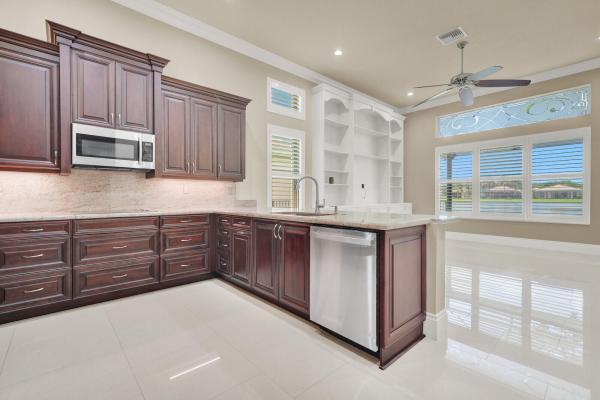 Valencia Reserve, 10469 Whitewind Cir, Boynton Beach, Florida 33473, image 3