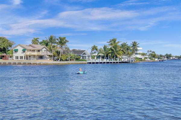 Beach Way Heights, 1325 Middle River Dr, Fort Lauderdale, Florida 33304, image 2