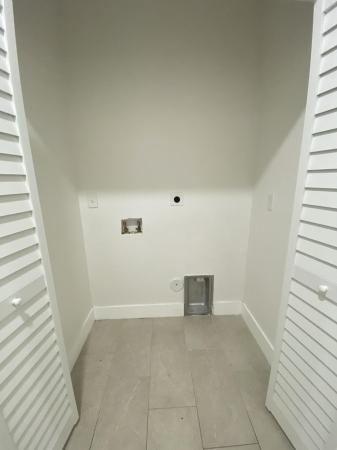 2594 NW 20th St #B, Fort Lauderdale, Florida 33311, image 1