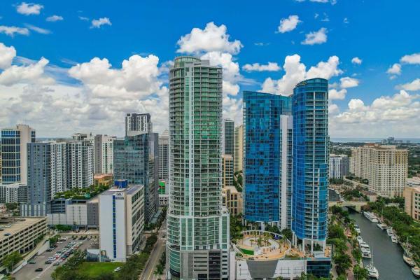 100 Las Olas, 100 E Las Olas Blvd #1902, Fort Lauderdale, Florida 33301, image 1
