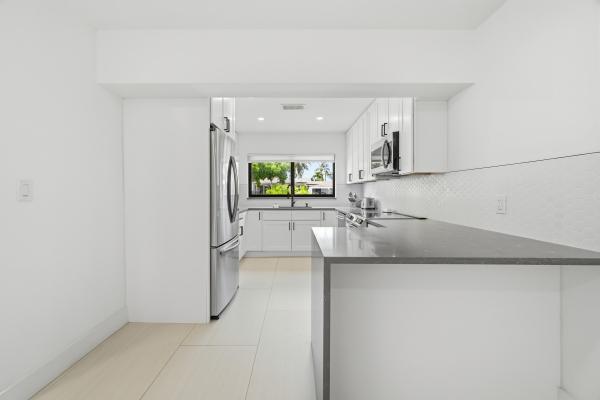 The Cove, 1333 SE 8th St, Deerfield Beach, Florida 33441, image 3
