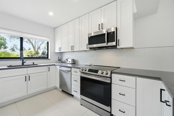The Cove, 1333 SE 8th St, Deerfield Beach, Florida 33441, image 2
